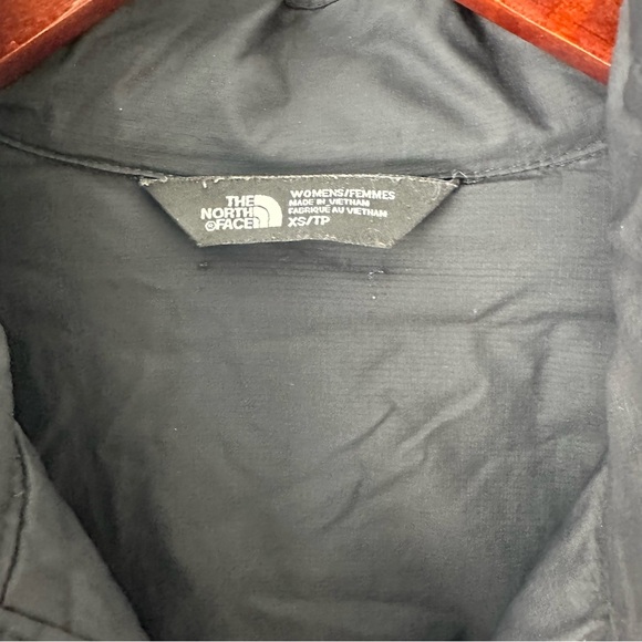 The North Face Thermoball Lightweight Puffer Jacket - Picture 3 of 8